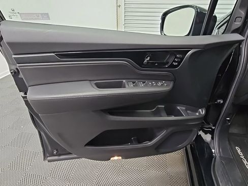 Used 2024 Honda Odyssey Elite image 31