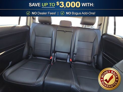 Used 2021 Volkswagen Tiguan SE w/ Panoramic Sunroof Package FWD image 21