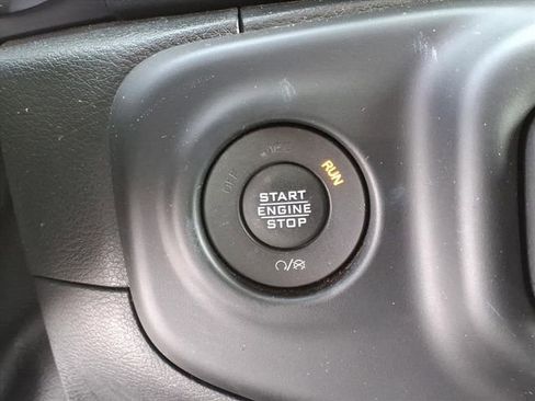 Used 2021 Jeep Wrangler Unlimited Sahara image 18