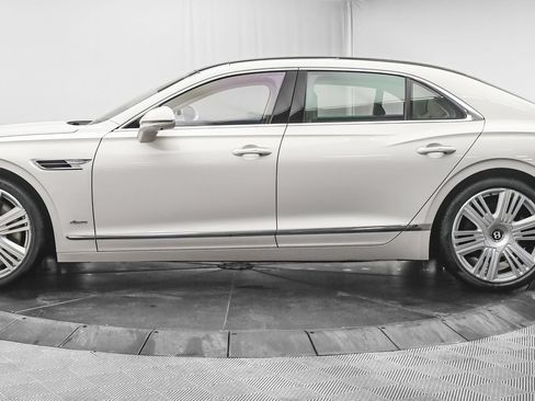 New 2026 Bentley Flying Spur Plug-In Hybrid AWD/4WD image 9