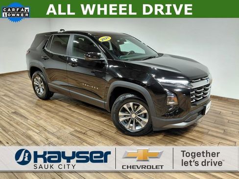 Used 2025 Chevrolet Equinox LT image 1