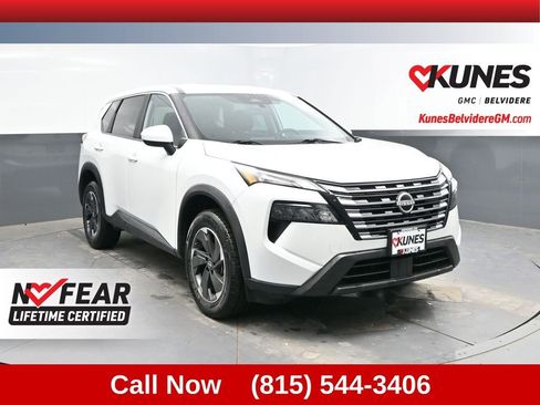 Used 2025 Nissan Rogue SV image 1