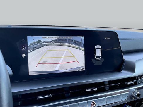 Used 2025 Kia Telluride S FWD image 27