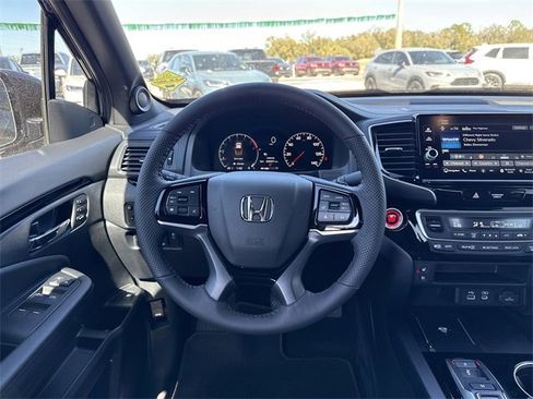 New 2026 Honda Ridgeline Black Edition image 19