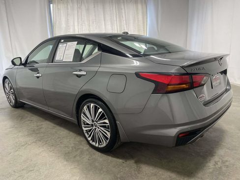 Used 2025 Nissan Altima 2.5 SL FWD image 4
