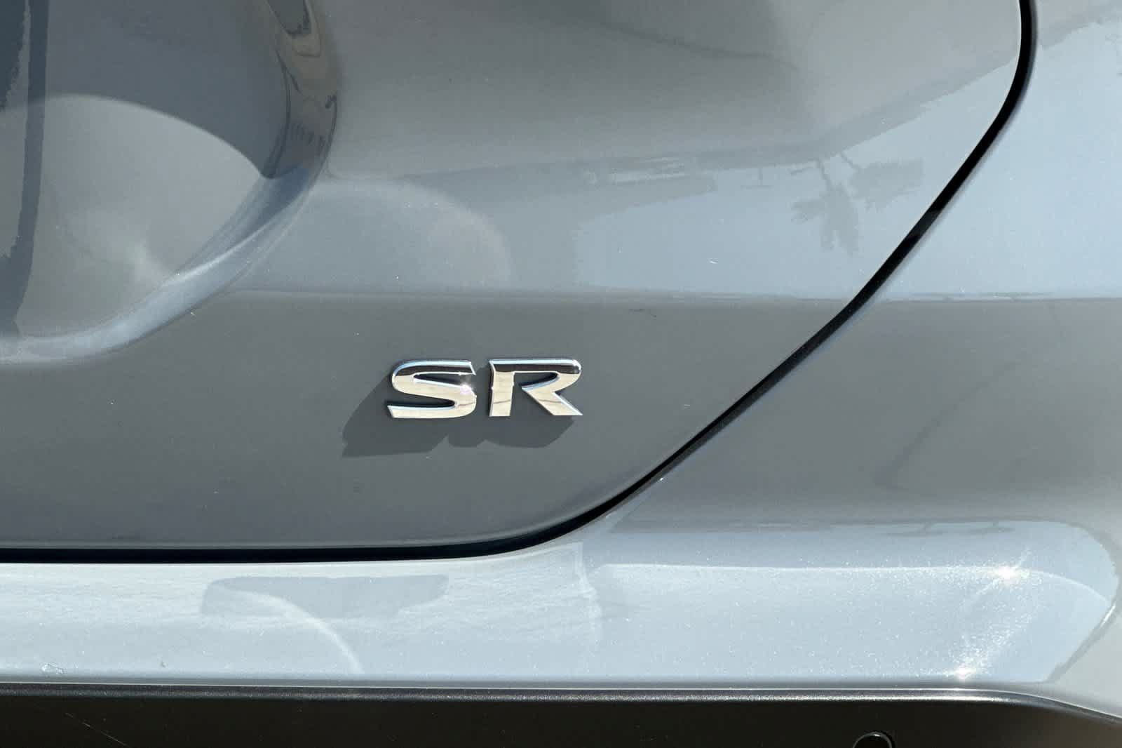 Used 2023 Nissan Kicks SR w/ Interior Electronics Package FWD image 26