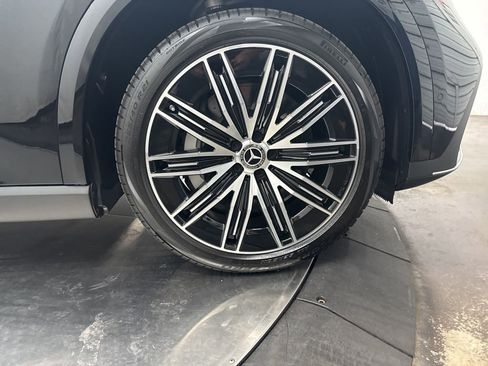 Used 2026 Mercedes-Benz EQE 320+ SUV image 9