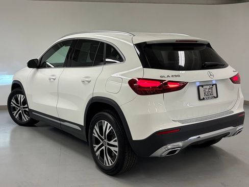 Certified 2025 Mercedes-Benz GLA 250 4MATIC image 7