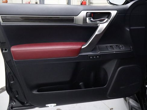 Used 2022 Lexus GX 460 Luxury image 13