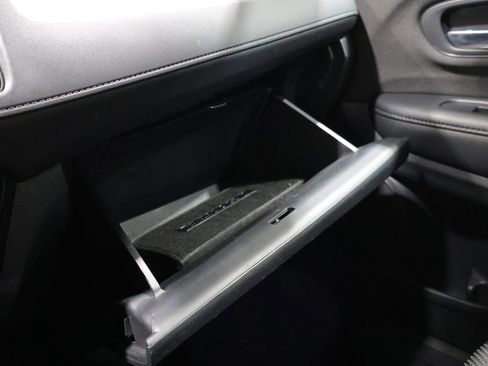 Used 2019 Honda HR-V Sport image 28