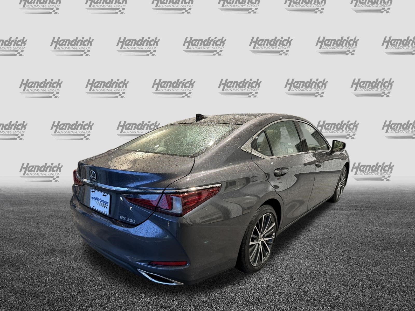 Used 2025 Lexus ES 350 w/ Premium Package FWD image 9