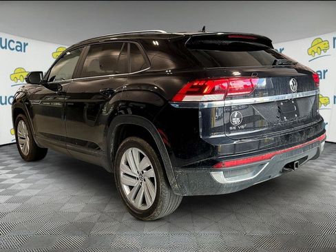 Used 2022 Volkswagen Atlas Cross Sport SE AWD/4WD image 3