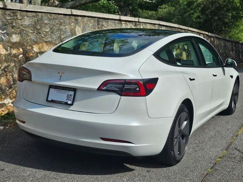 Used 2023 Tesla Model 3 Standard Range RWD image 10