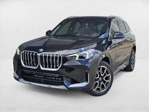 Used 2026 BMW X1 xDrive28i w/ Technology Package image 1
