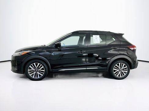 Used 2024 Nissan Kicks SR FWD image 4