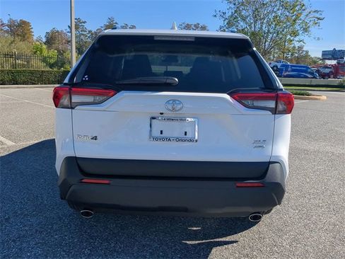 New 2025 Toyota RAV4 XLE image 5