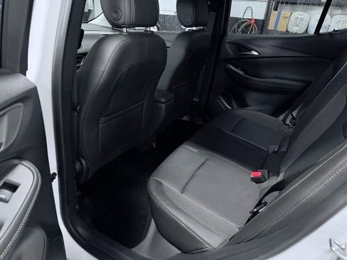 Used 2024 Buick Encore GX Preferred FWD image 18