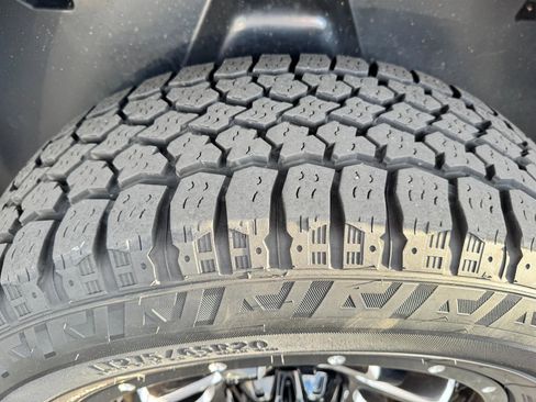 Used 2014 RAM 1500 Express image 31