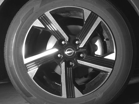 Used 2025 Nissan Sentra SV image 13