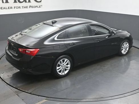 Used 2018 Chevrolet Malibu LT FWD image 39