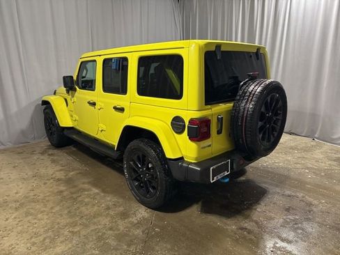 Used 2023 Jeep Wrangler Unlimited Sahara w/ Cold Weather Group image 25