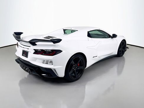 Used 2026 Chevrolet Corvette Z06 RWD image 7