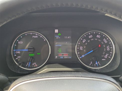 Used 2022 Toyota RAV4 XLE Premium image 31