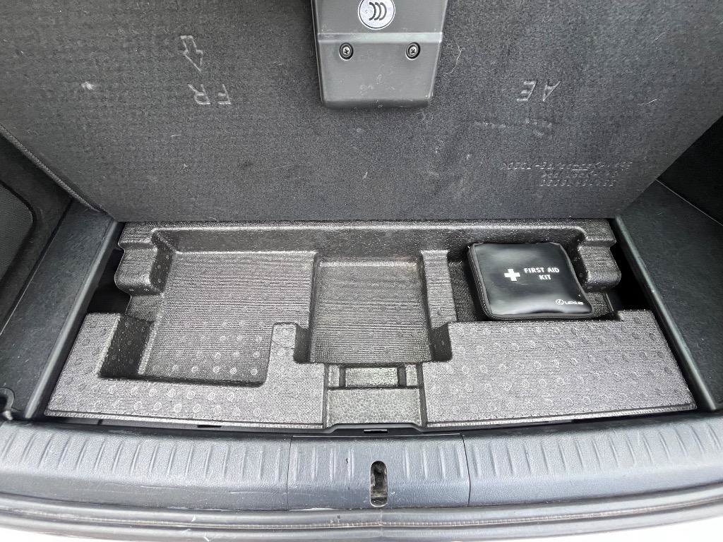 Used 2011 Lexus CT 200h Premium w/ Premium Audio Pkg FWD image 36