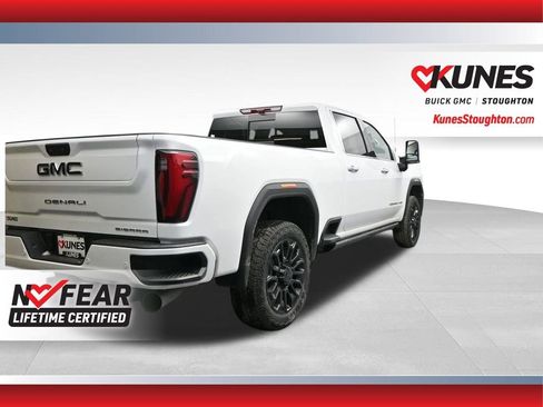 New 2026 GMC Sierra 2500 Denali w/ Denali Reserve Package AWD/4WD image 10