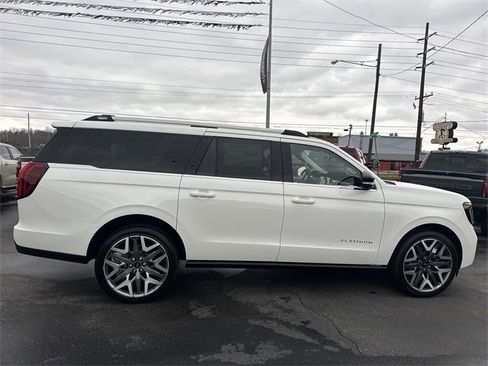 New 2025 Ford Expedition Max Platinum w/ Platinum Ultimate Package image 3