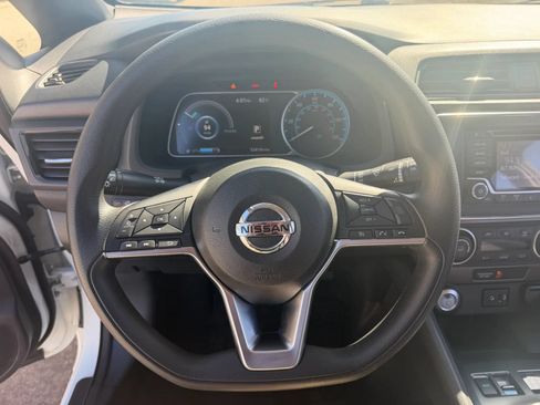 Used 2018 Nissan Leaf S w/ S Charge Package FWD image 12