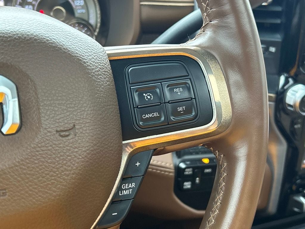 Used 2022 RAM 2500 Limited AWD/4WD image 23