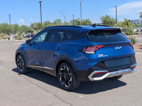 Certified 2025 Kia Sportage SX FWD image 3