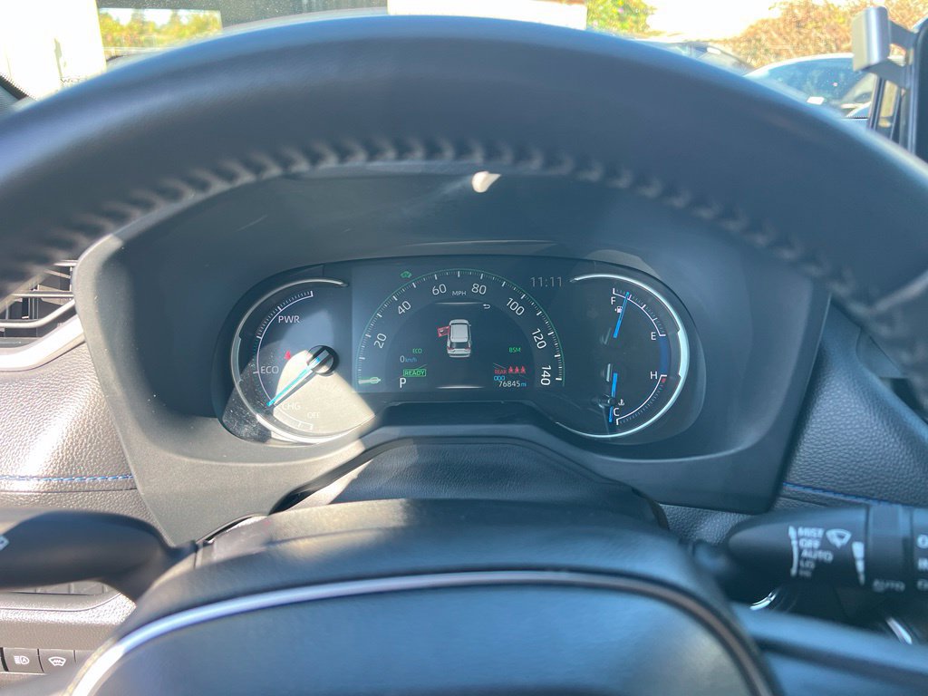 Used 2023 Toyota RAV4 SE w/ SE Grade Weather Package AWD/4WD image 19