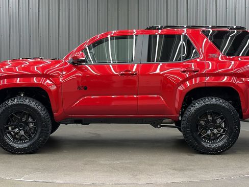 Used 2026 Toyota 4Runner TRD Sport Premium AWD/4WD image 2