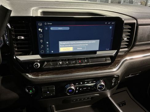 Used 2024 GMC Sierra 2500 SLE w/ SLE Convenience Package image 28