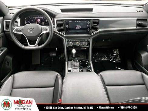 Certified 2023 Volkswagen Atlas Cross Sport SEL AWD/4WD image 15