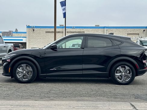 Certified 2022 Ford Mustang Mach-E Select image 6