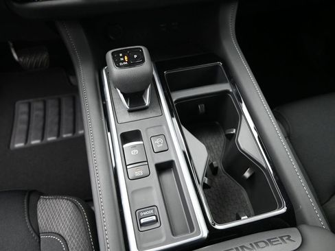 New 2026 Nissan Pathfinder SV image 22