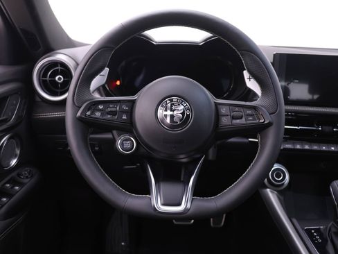 New 2026 Alfa Romeo Tonale w/ Active Assist Package AWD/4WD image 14