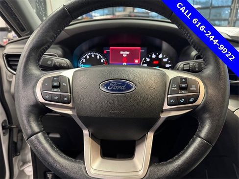 Used 2022 Ford Explorer XLT w/ Equipment Group 202A image 20