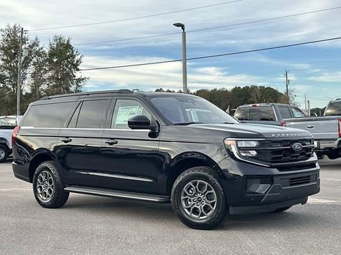 New 2025 Ford Expedition Max Active image 8