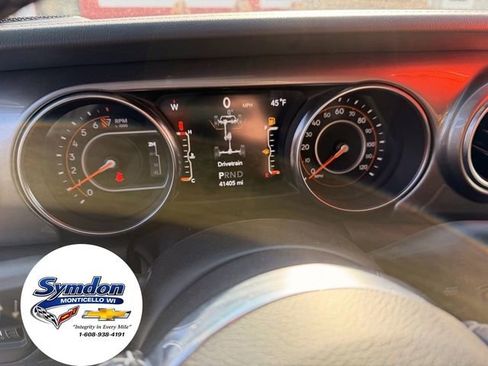 Used 2020 Jeep Wrangler Unlimited Sahara image 10