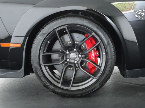 Used 2023 Dodge Challenger SRT Hellcat image 18