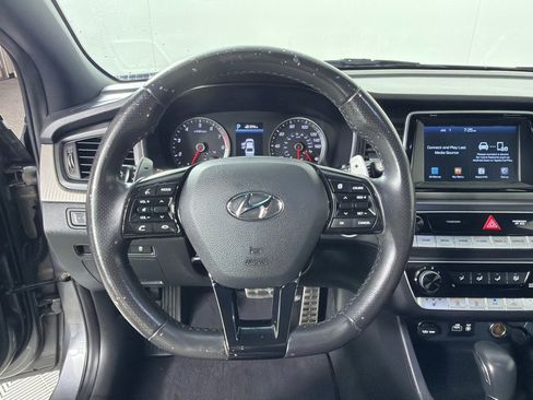 Used 2018 Hyundai Sonata Sport FWD image 16