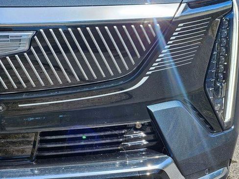 New 2026 Cadillac Escalade IQ Luxury 2 image 10