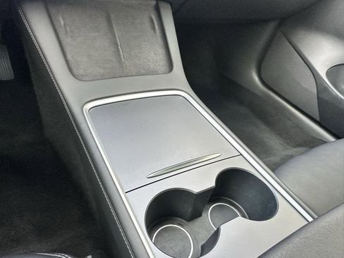 Used 2023 Tesla Model 3 Standard Range image 21