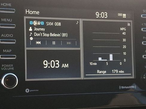 Used 2022 Toyota Camry SE image 16