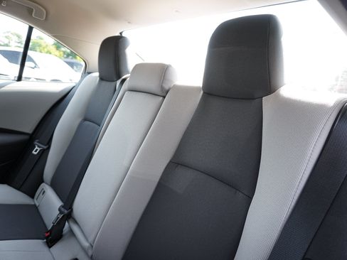 Used 2024 Toyota Corolla LE FWD image 31