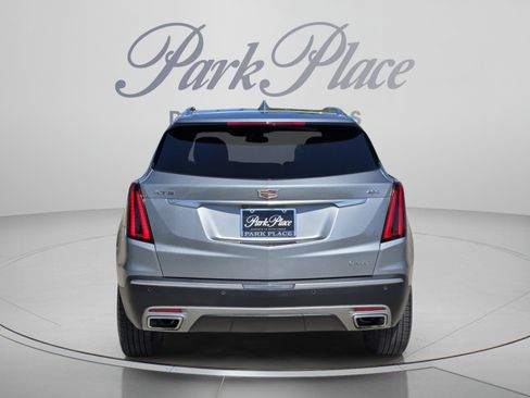 Used 2024 Cadillac XT5 Premium Luxury FWD image 4